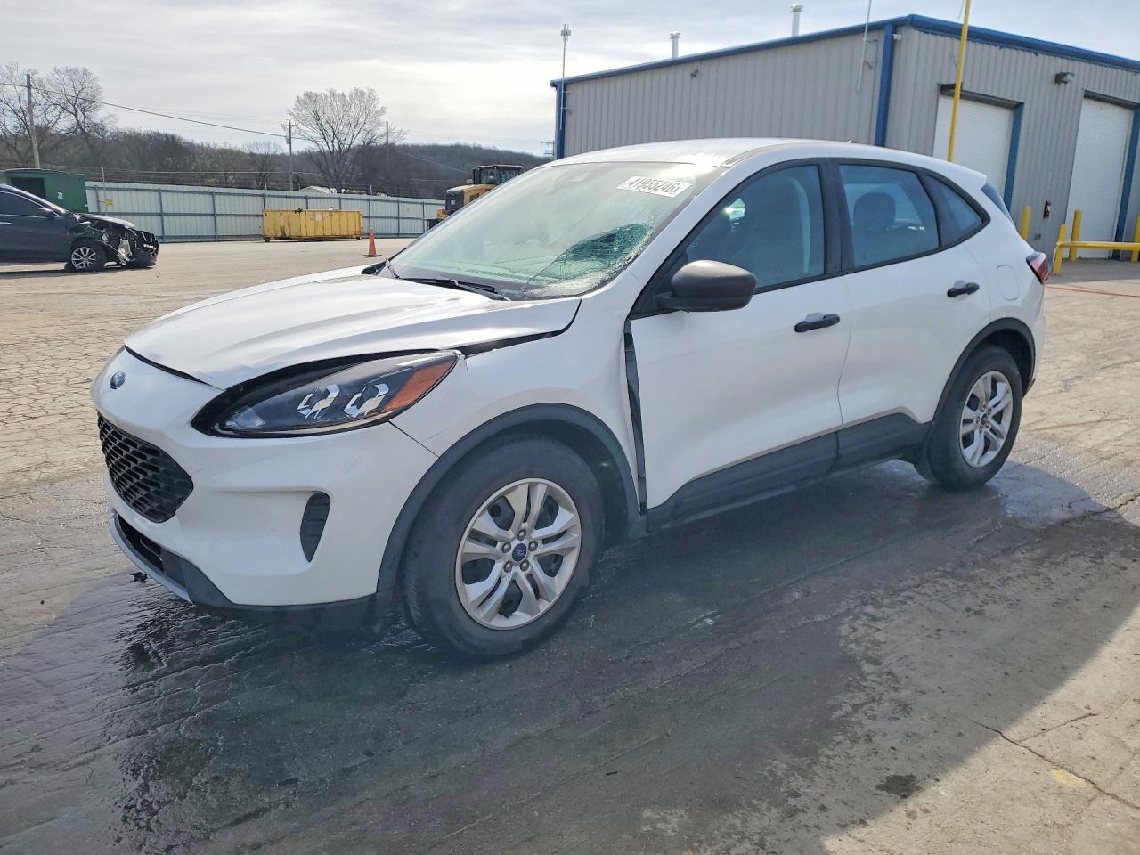 Salvage Ford Escape Image