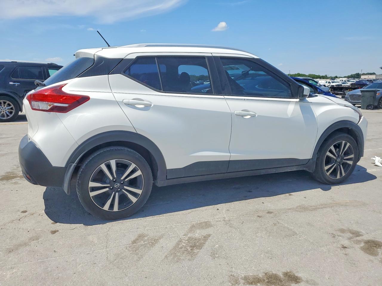 Nissan Kicks Sv