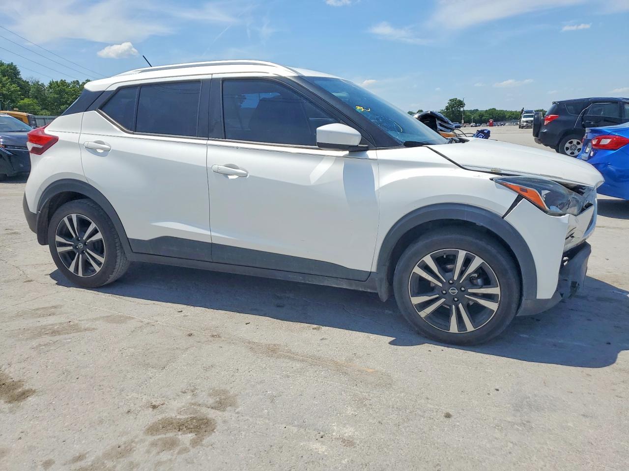 Nissan Kicks Sv