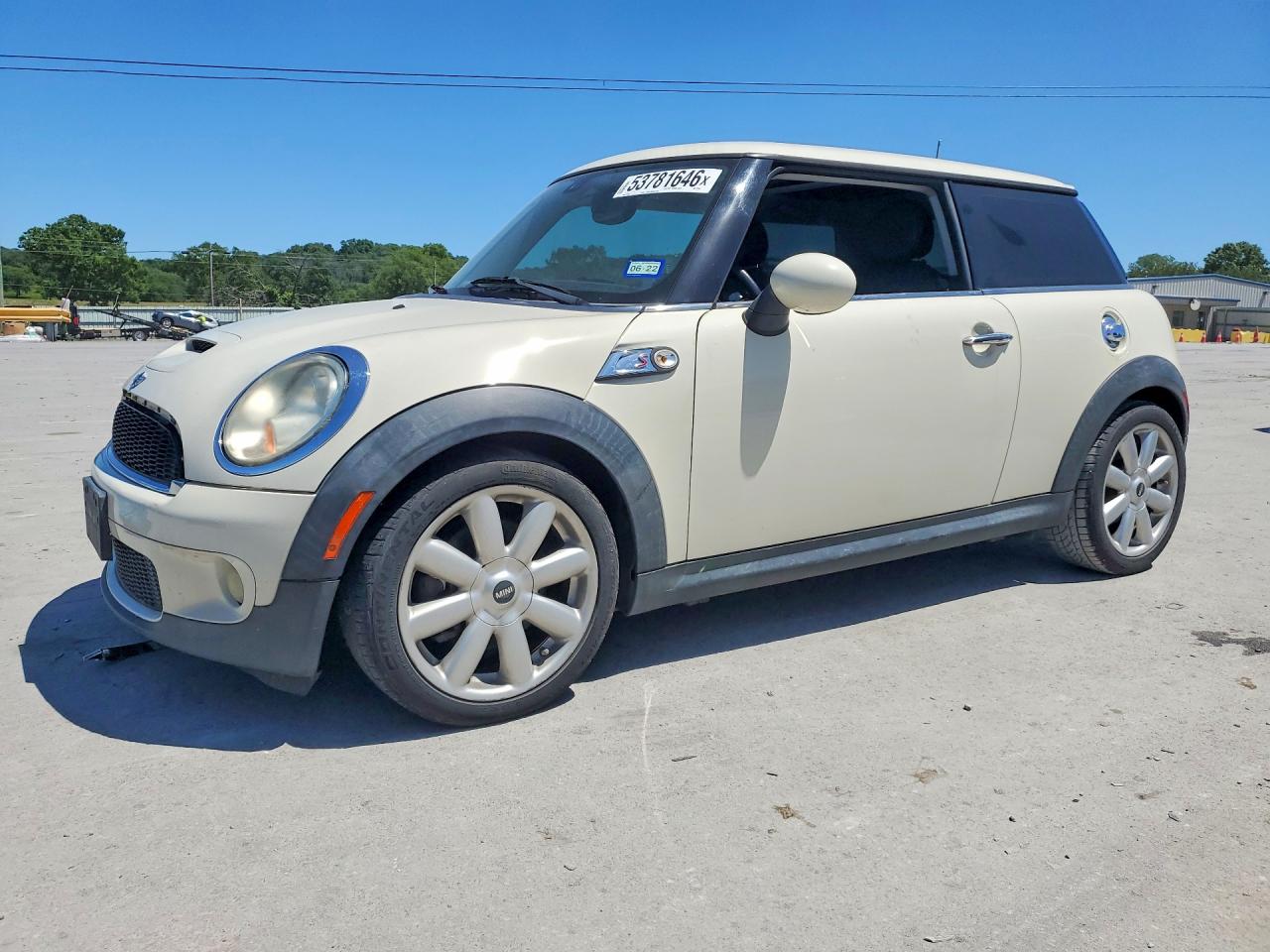 Salvage MINI Cooper Image