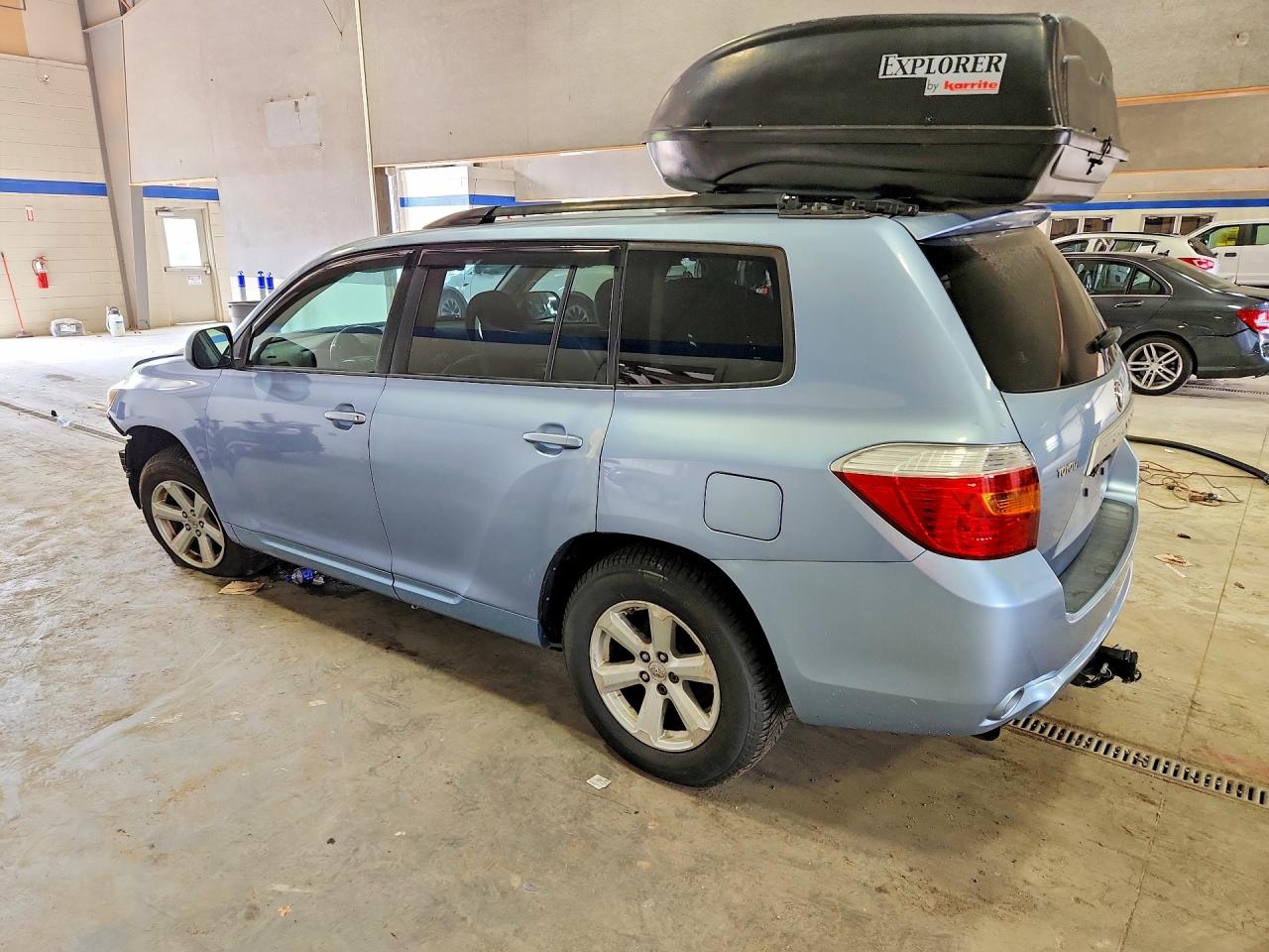 Toyota Highlander Base