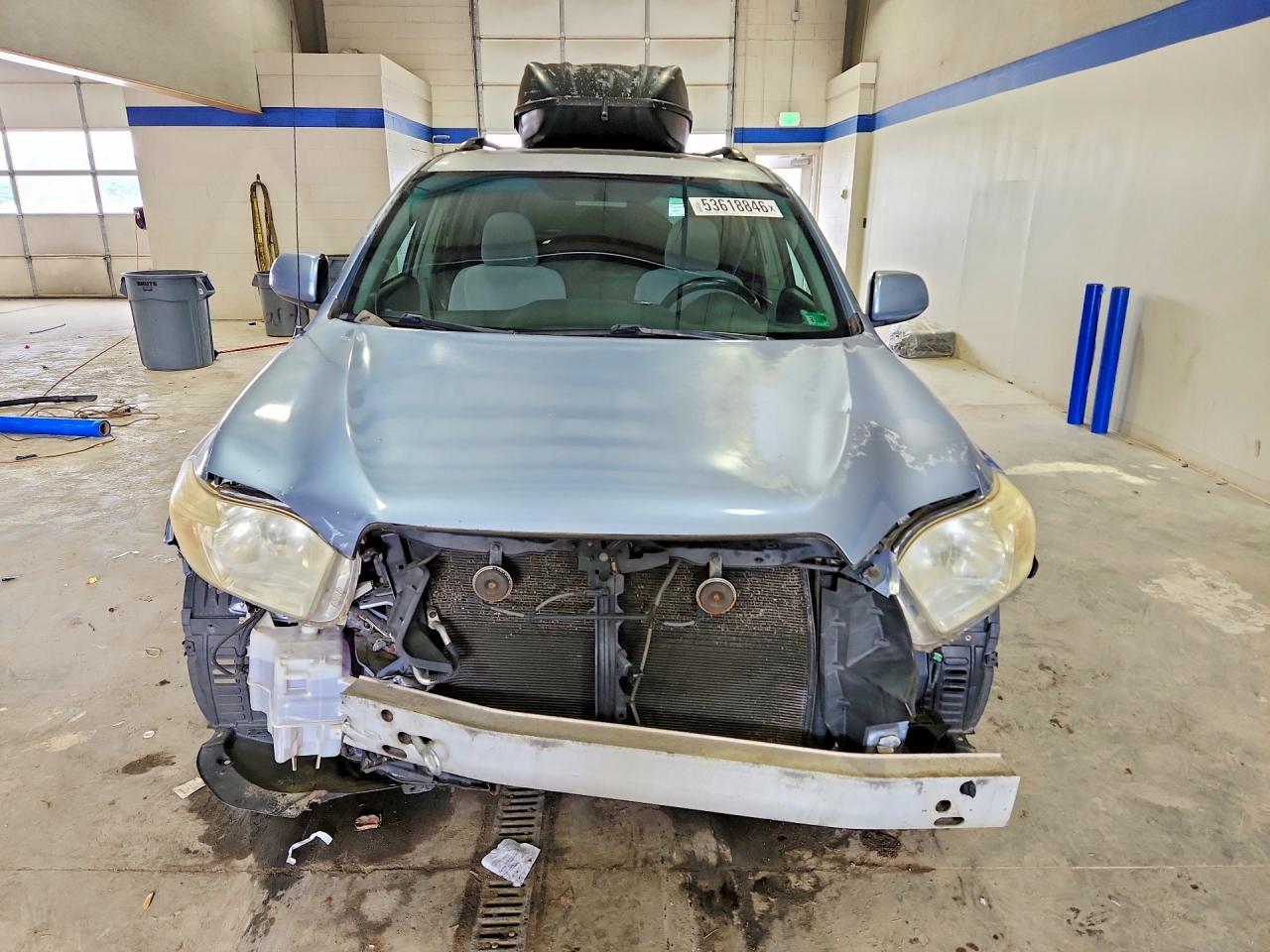 Toyota Highlander Base