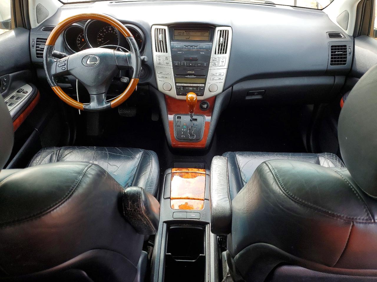 Lexus RX Base