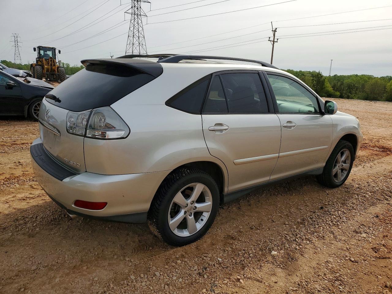 Lexus RX Base