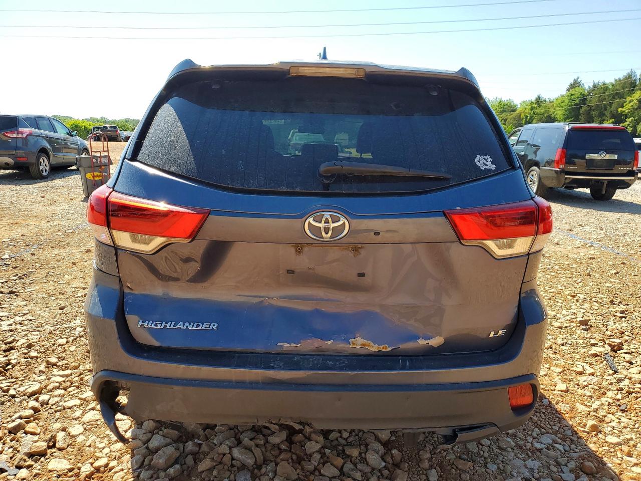 Toyota Highlander Le Plus