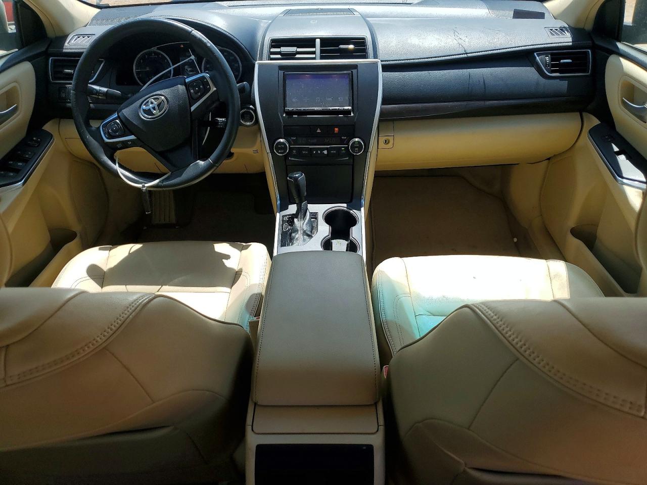 Toyota Camry Xle