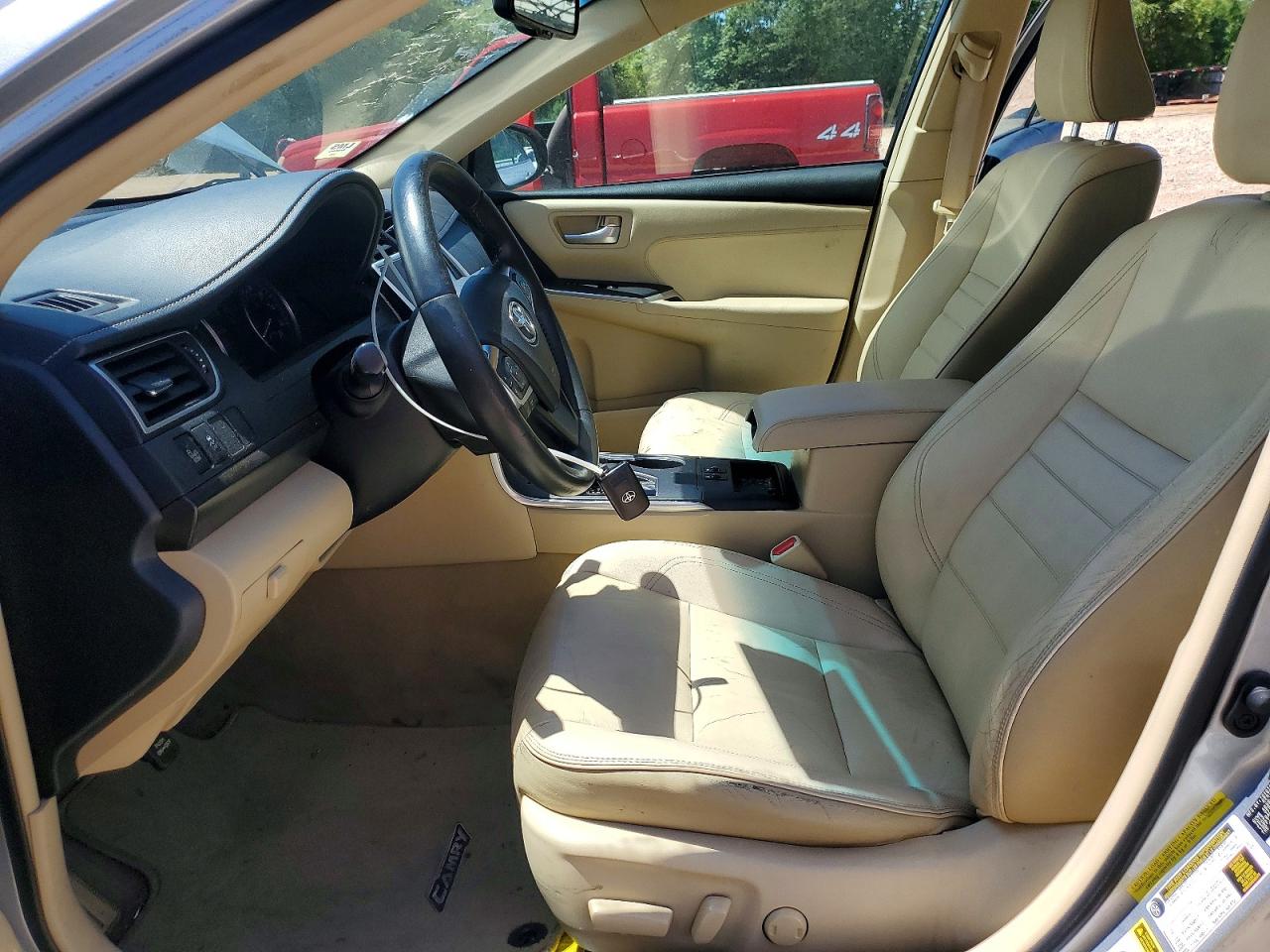 Toyota Camry Xle