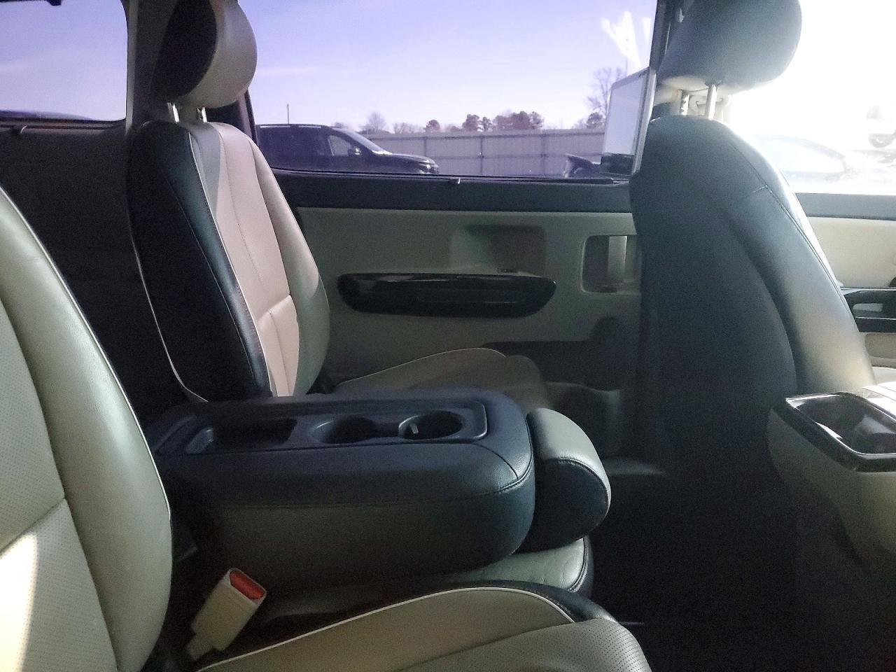 Kia Sedona Ex
