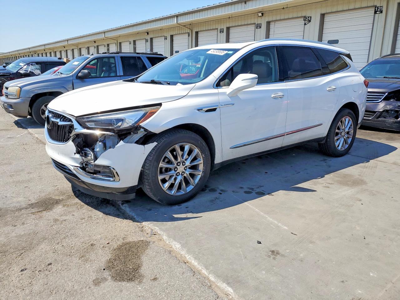 Salvage Buick Enclave Image