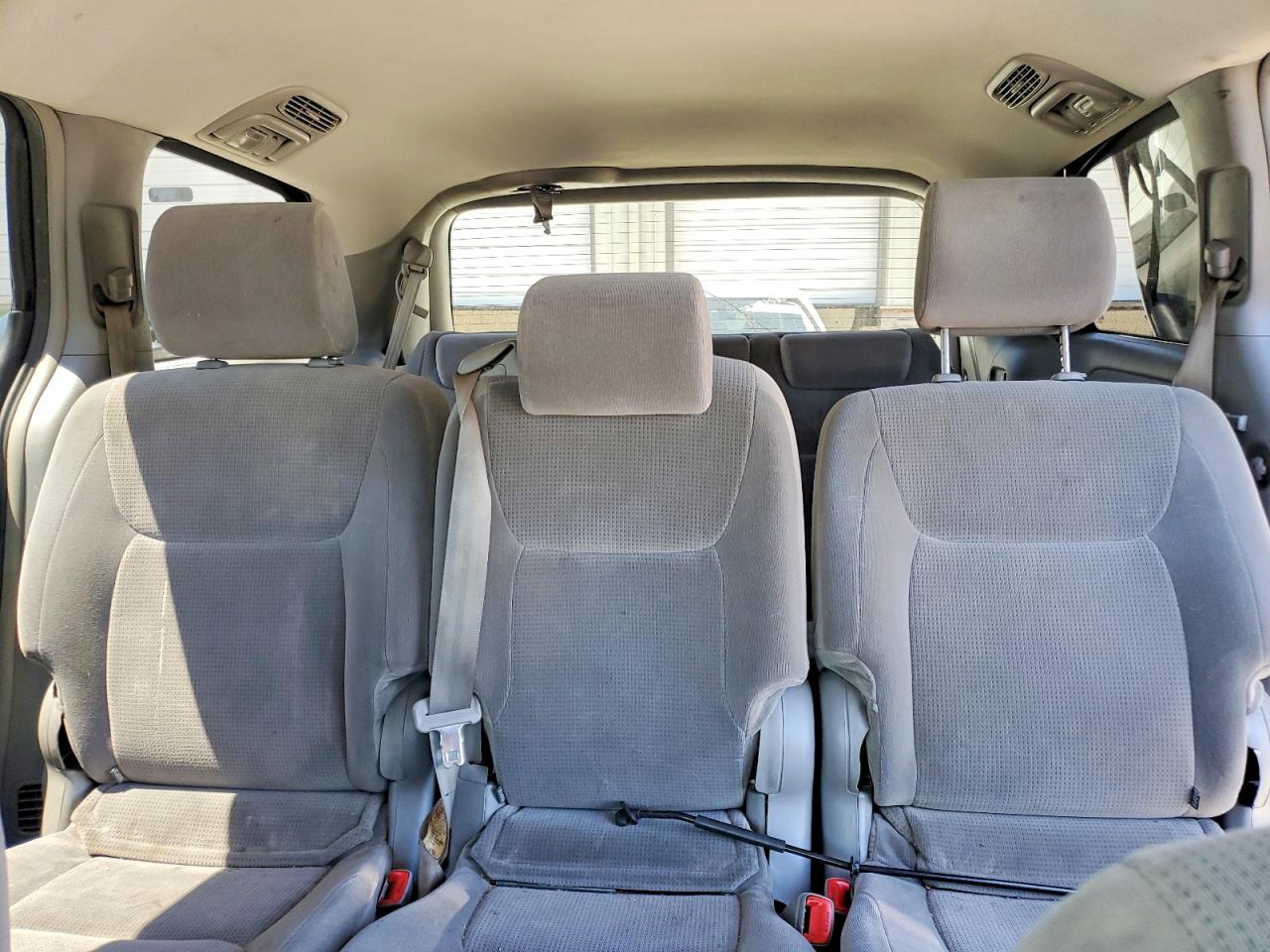Toyota Sienna Le 8 Passenger