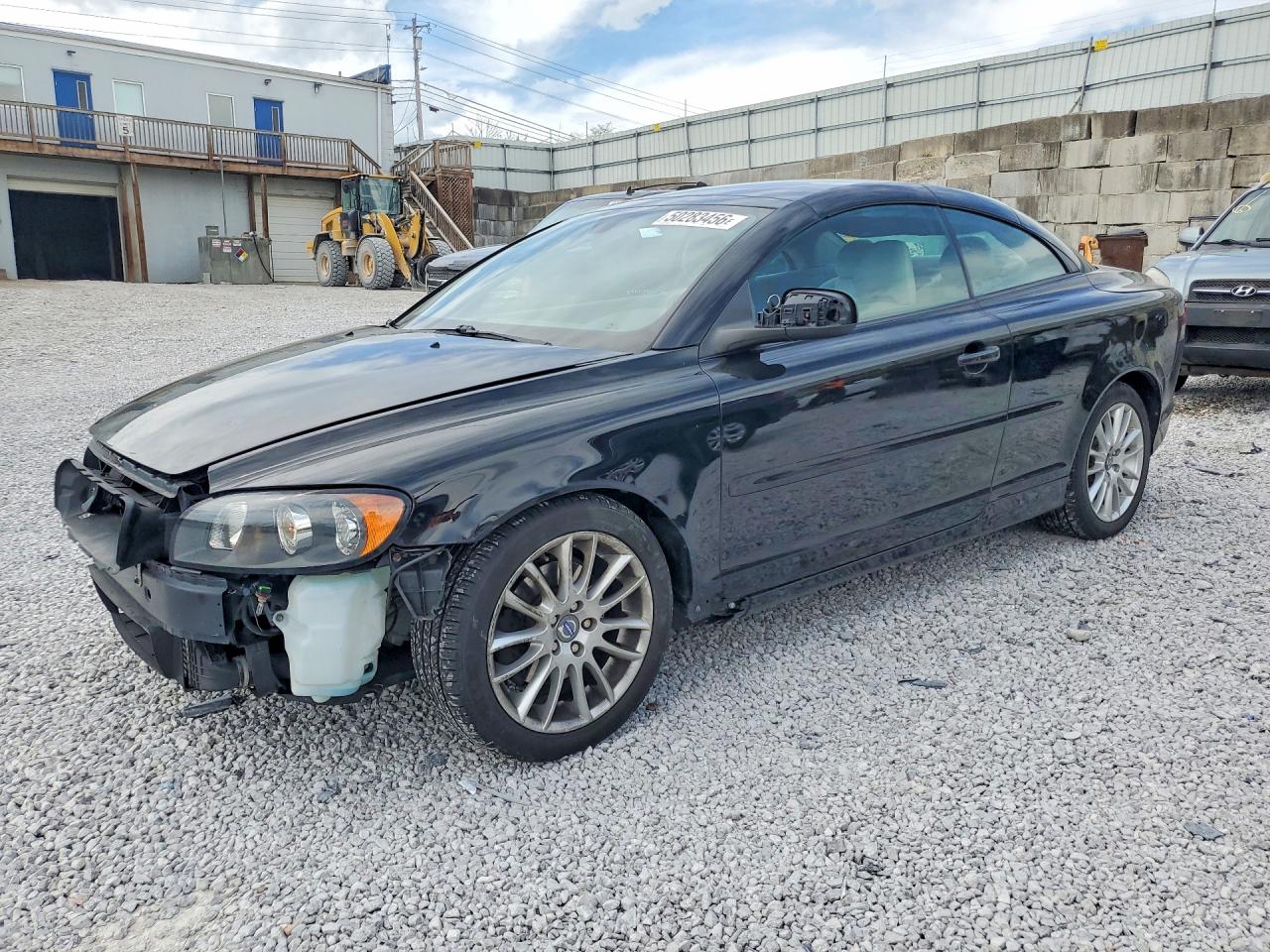 Salvage Volvo C70 Image