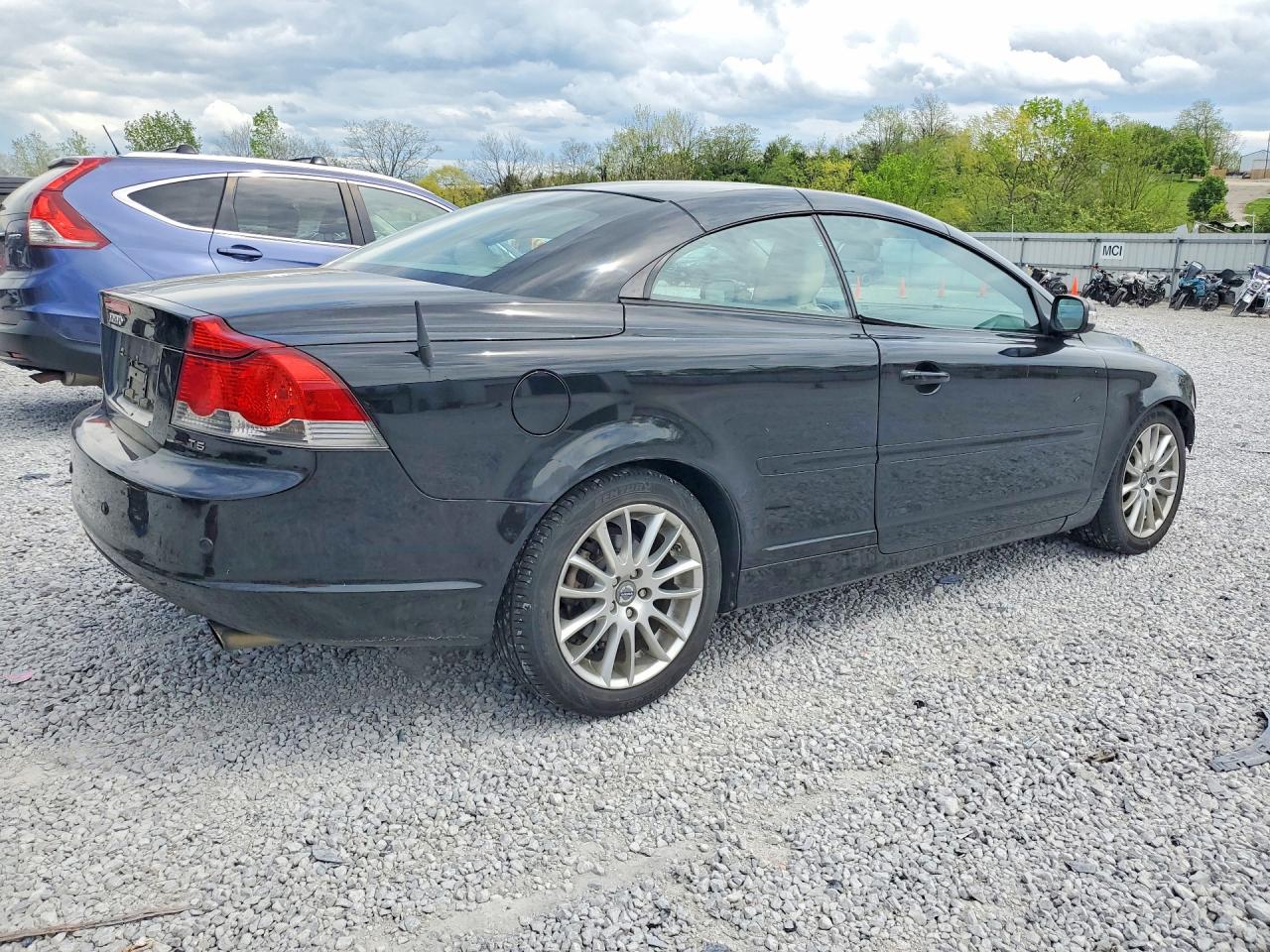 Volvo C70 T5