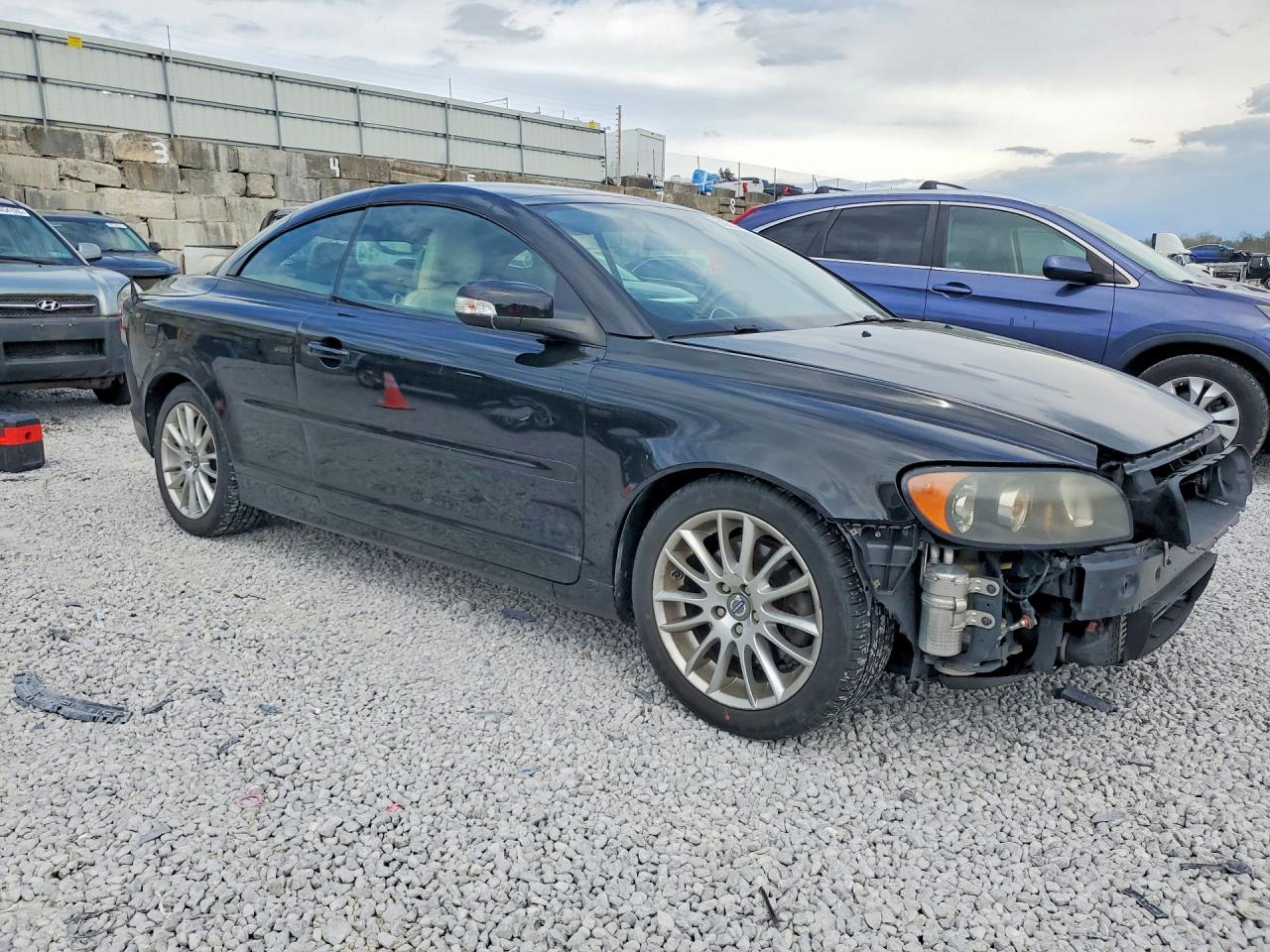 Volvo C70 T5