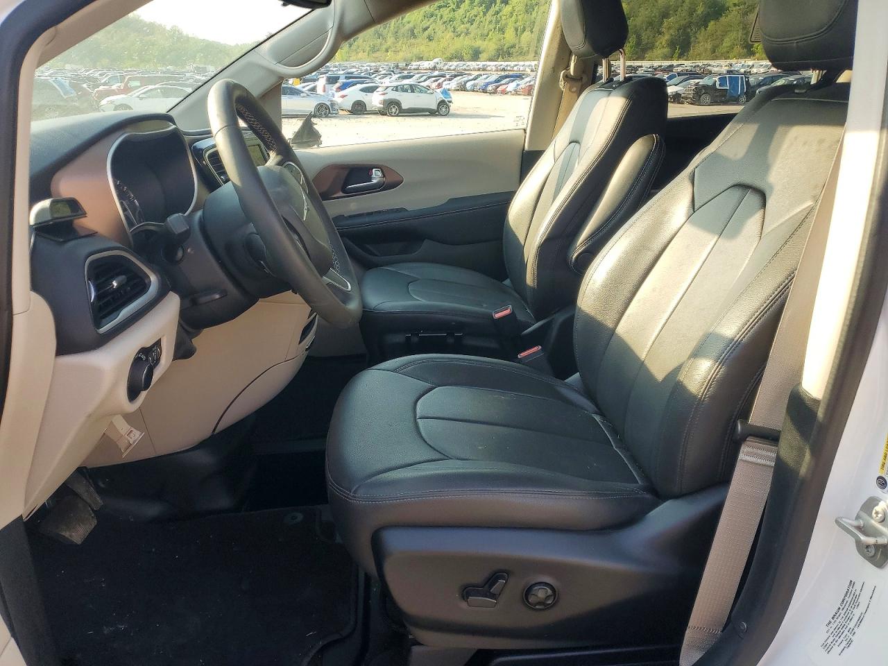 Chrysler Minivan Lx
