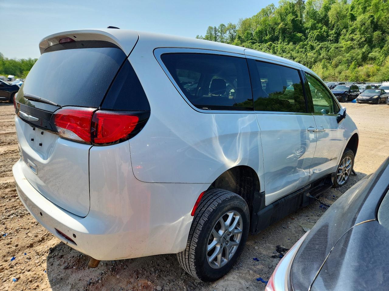 Chrysler Minivan Lx