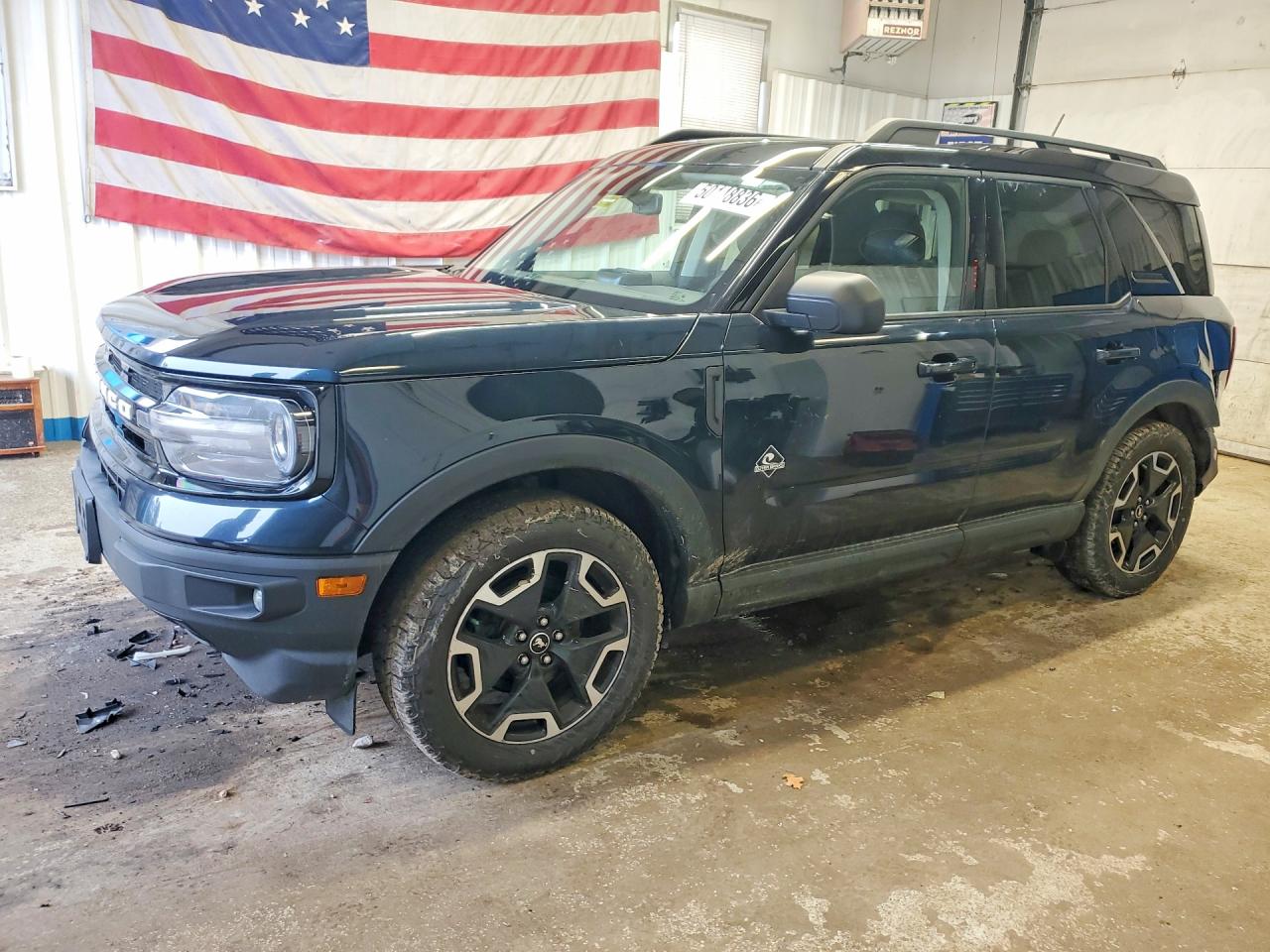 Salvage Ford Bronco Image