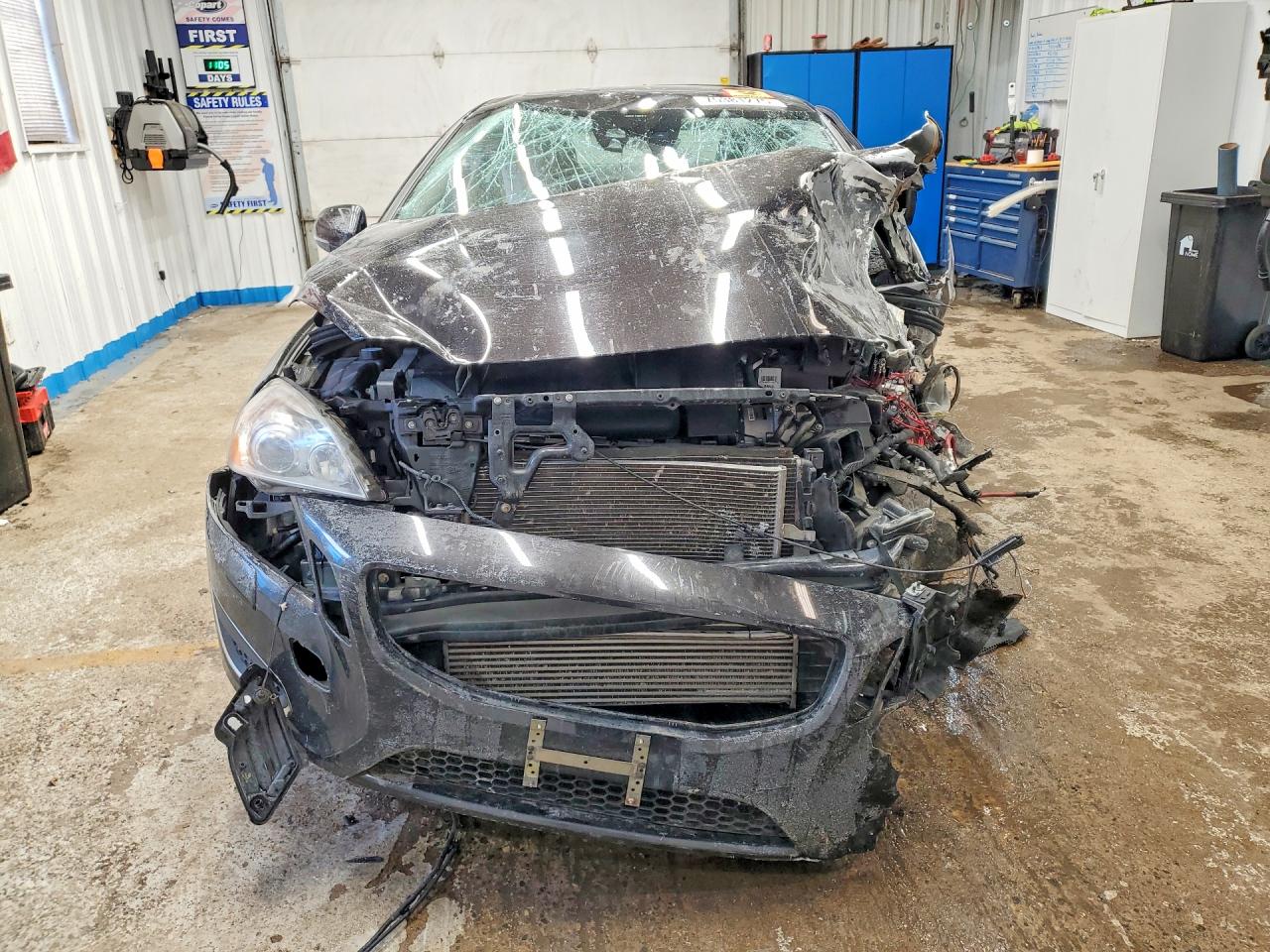 Volvo S60 T6