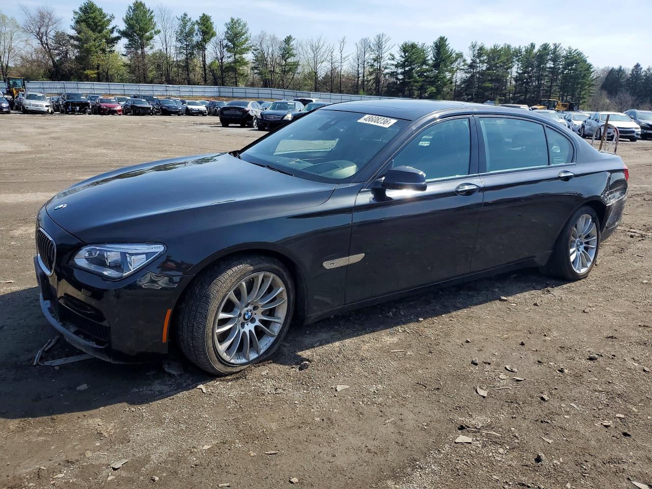 Salvage BMW 7 Series Image