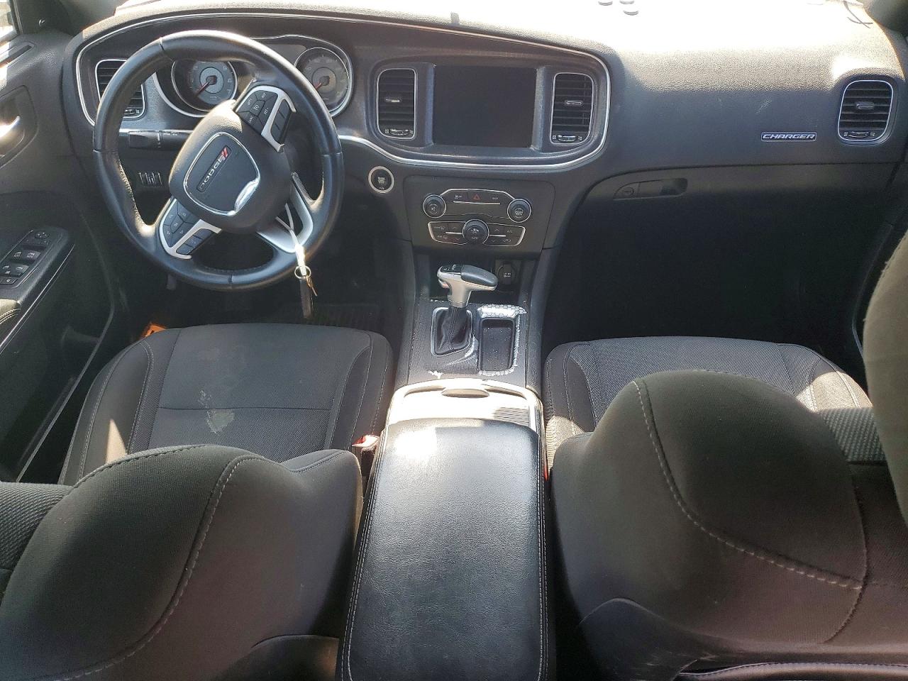 Dodge Charger Sxt