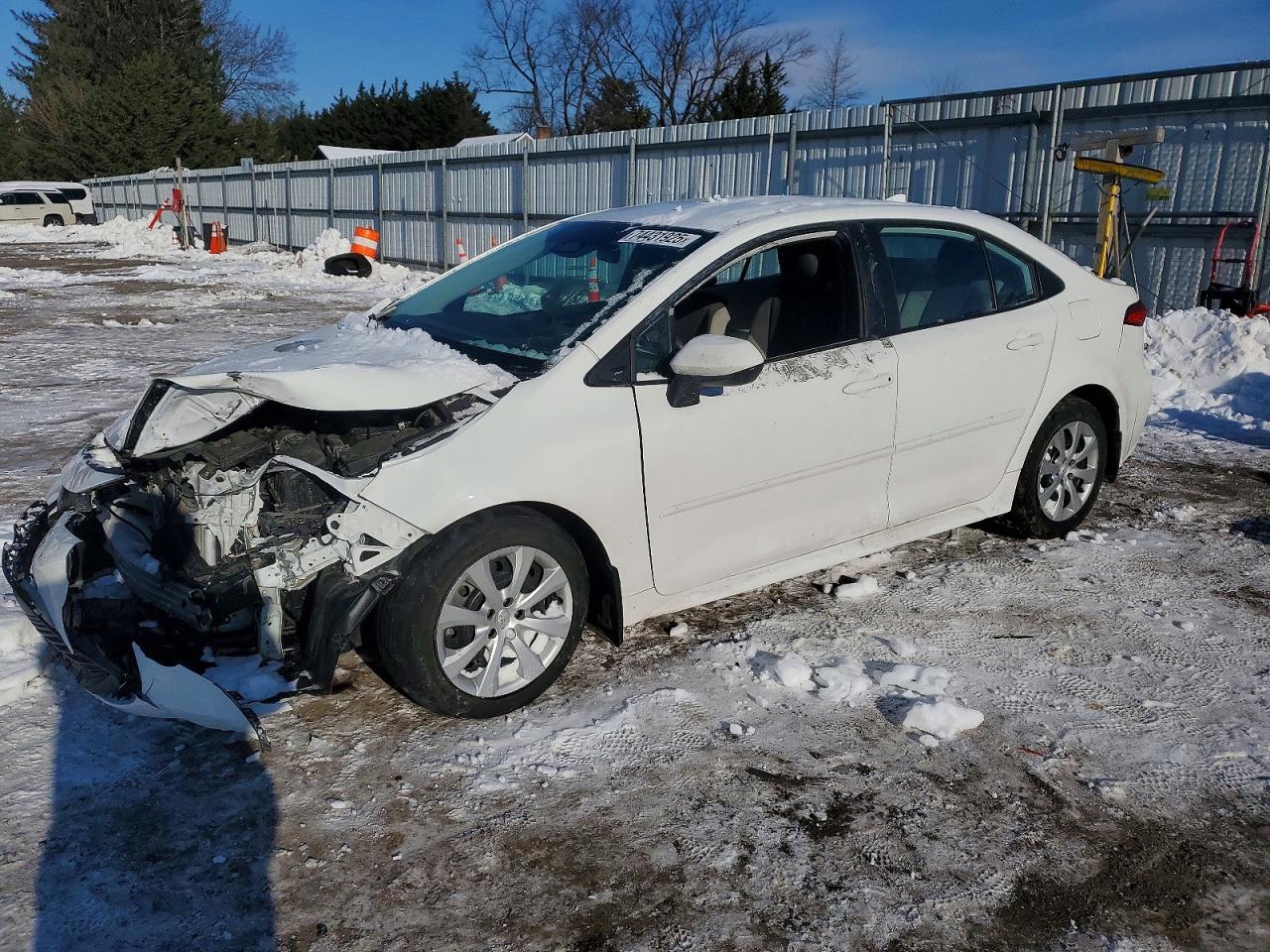 Salvage Toyota Corolla Image
