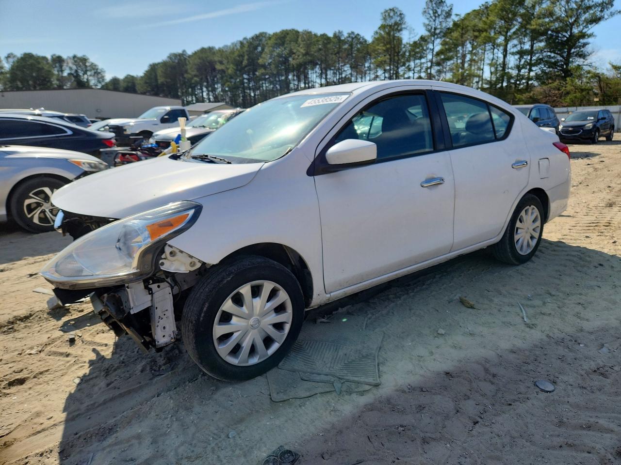 Salvage Nissan Versa Image