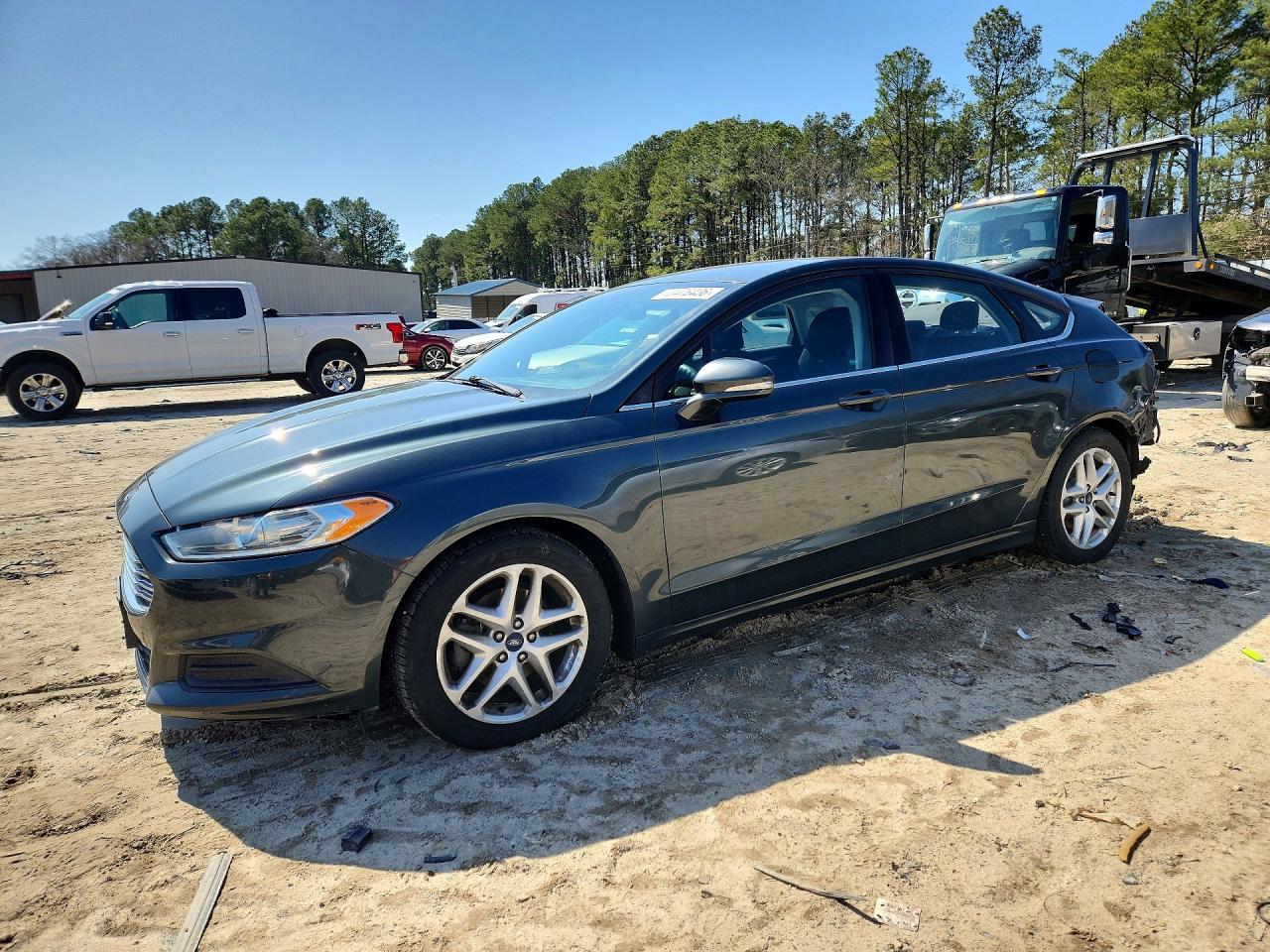 Salvage Ford Fusion Image