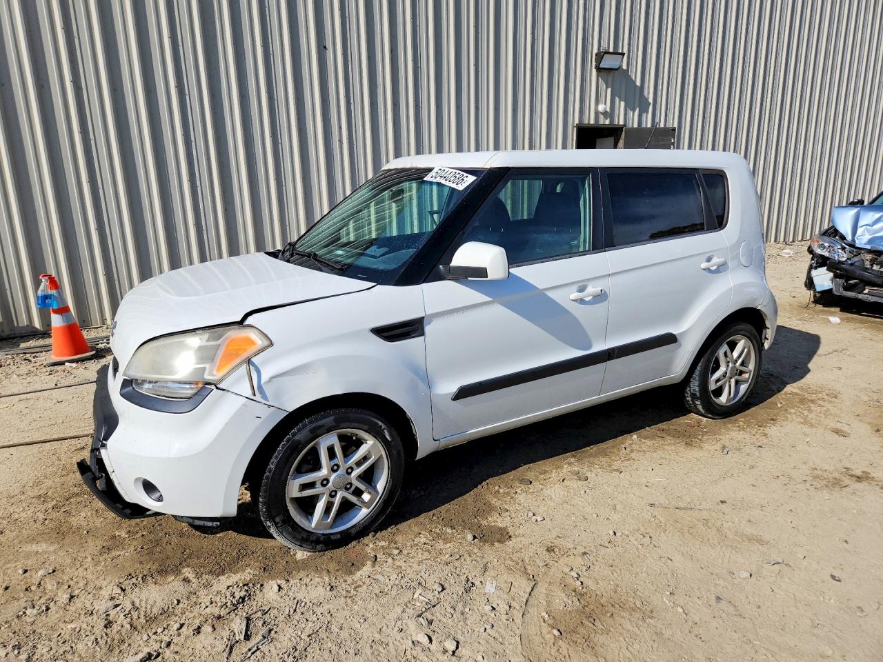Salvage Kia Soul Image