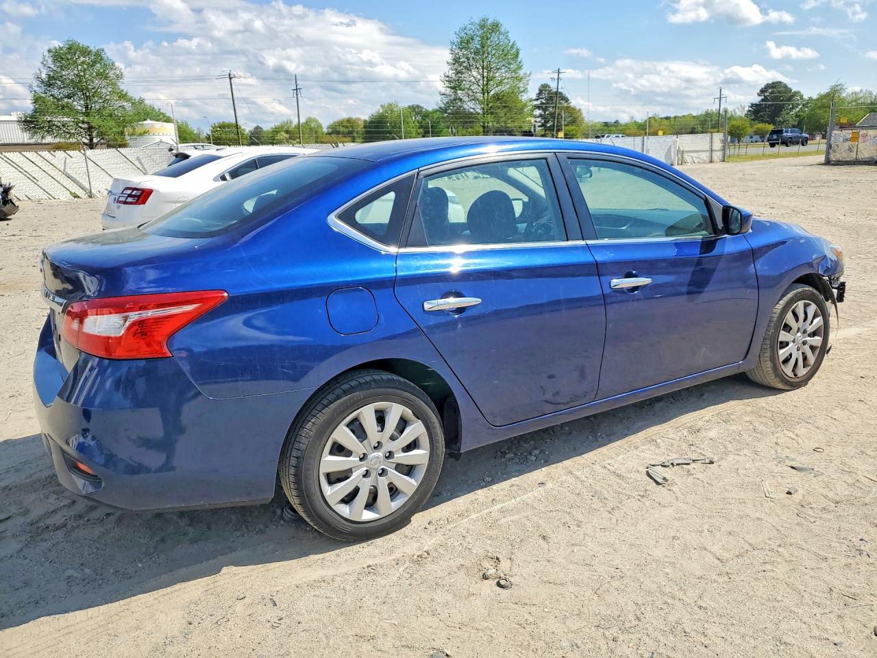 Nissan Sentra S
