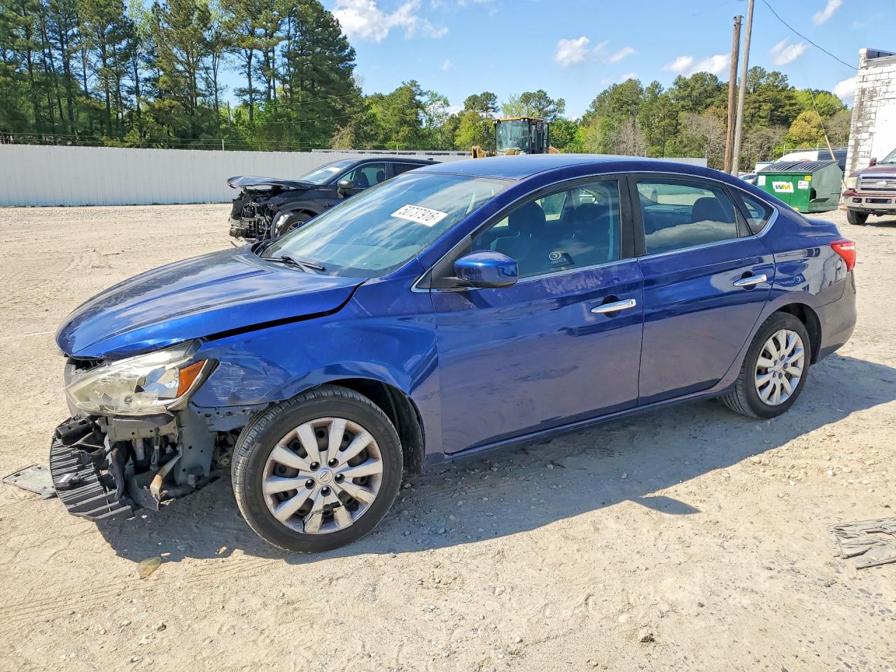Salvage Nissan Sentra Image