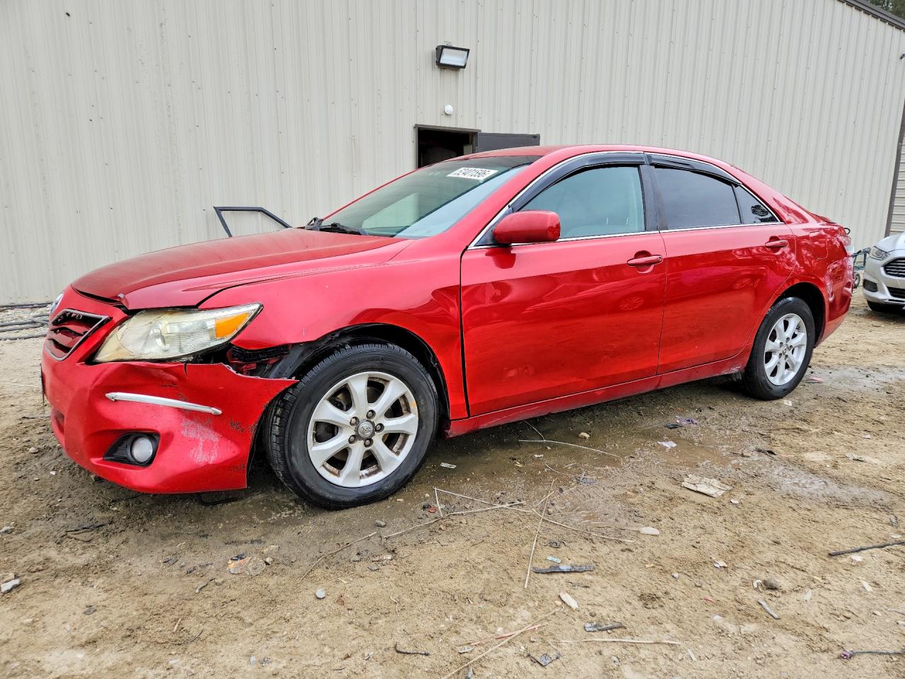 Salvage Toyota Camry Image