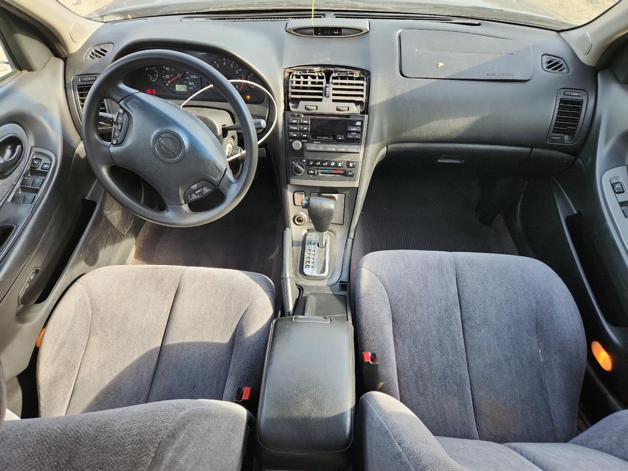 Nissan Maxima Gxe