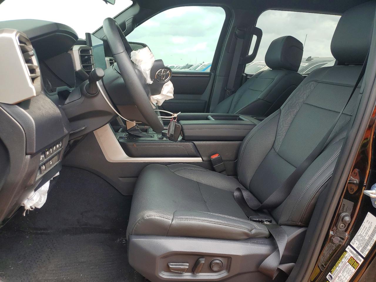 Toyota Tundra Sr5