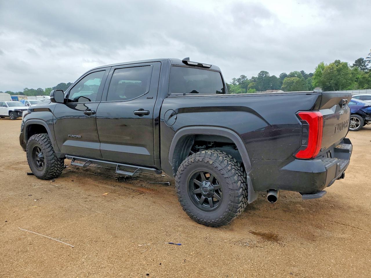 Toyota Tundra Sr5