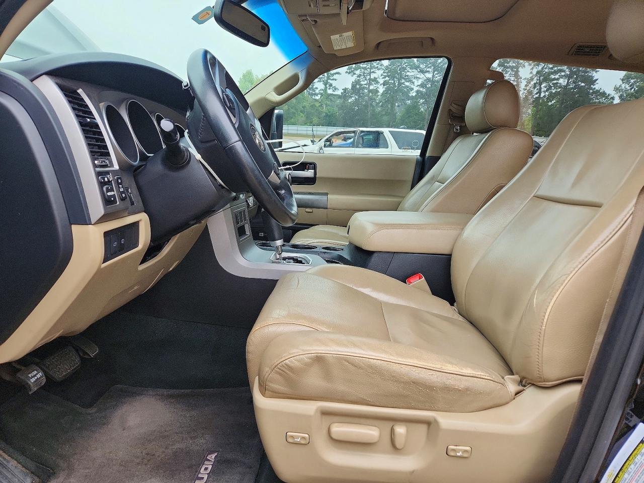 Toyota Sequoia Limited