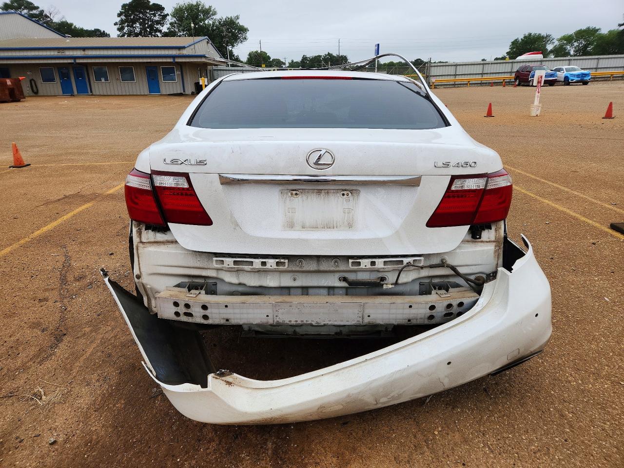Lexus LS 460