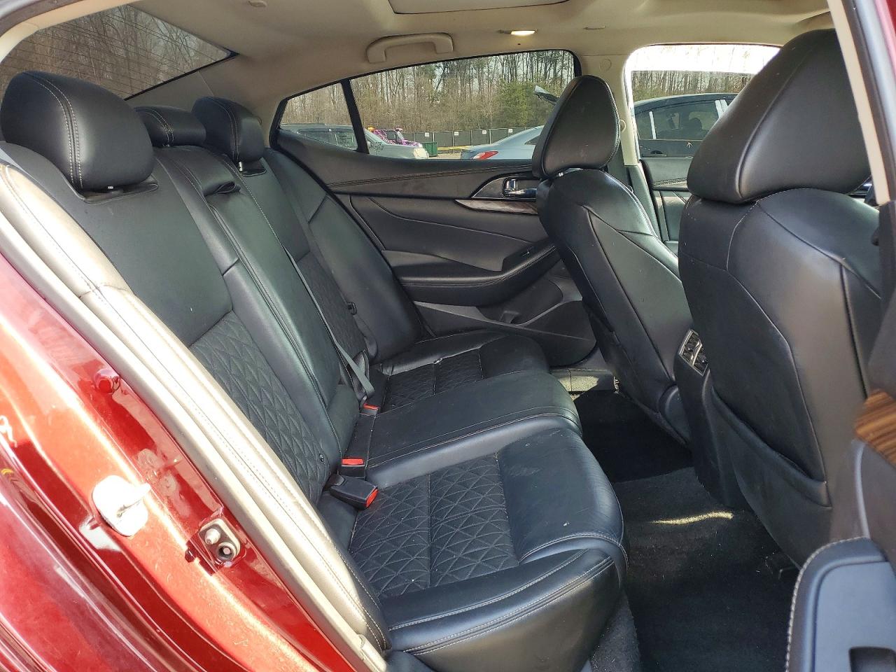 Nissan Maxima Platinum