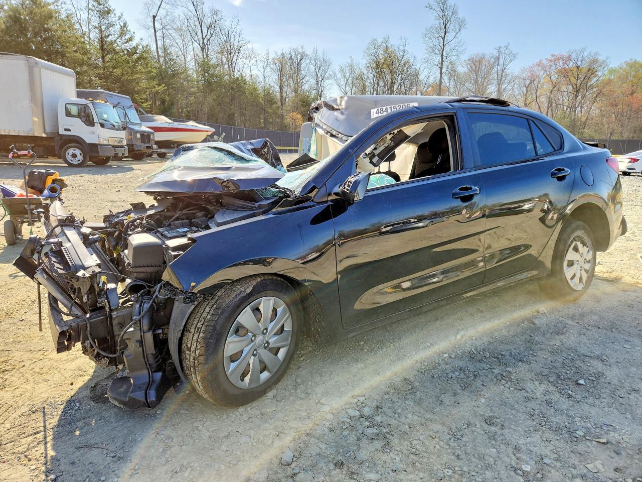 Salvage Kia Rio Image