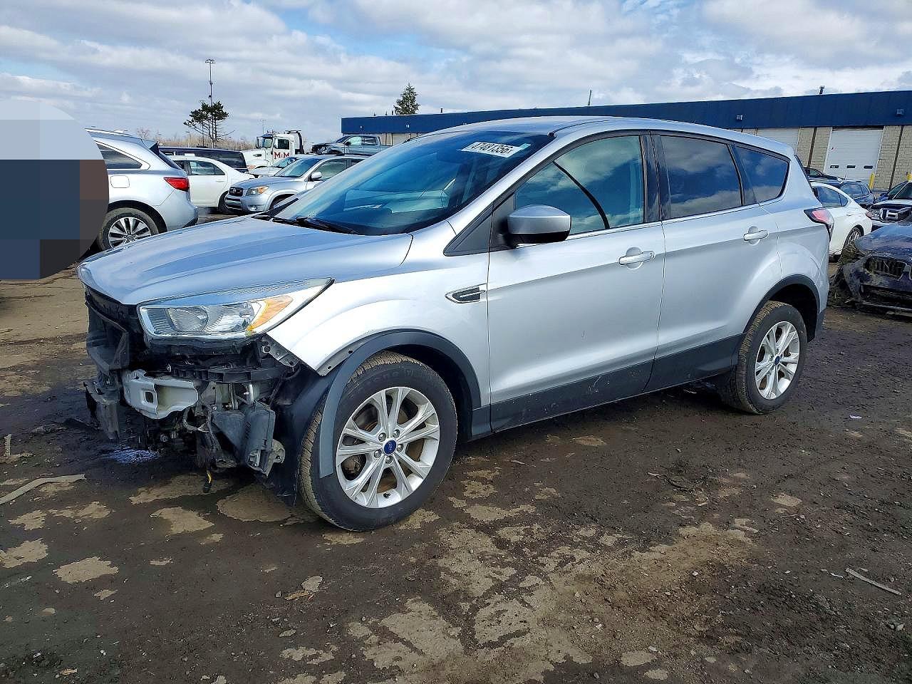 Salvage Ford Escape Image