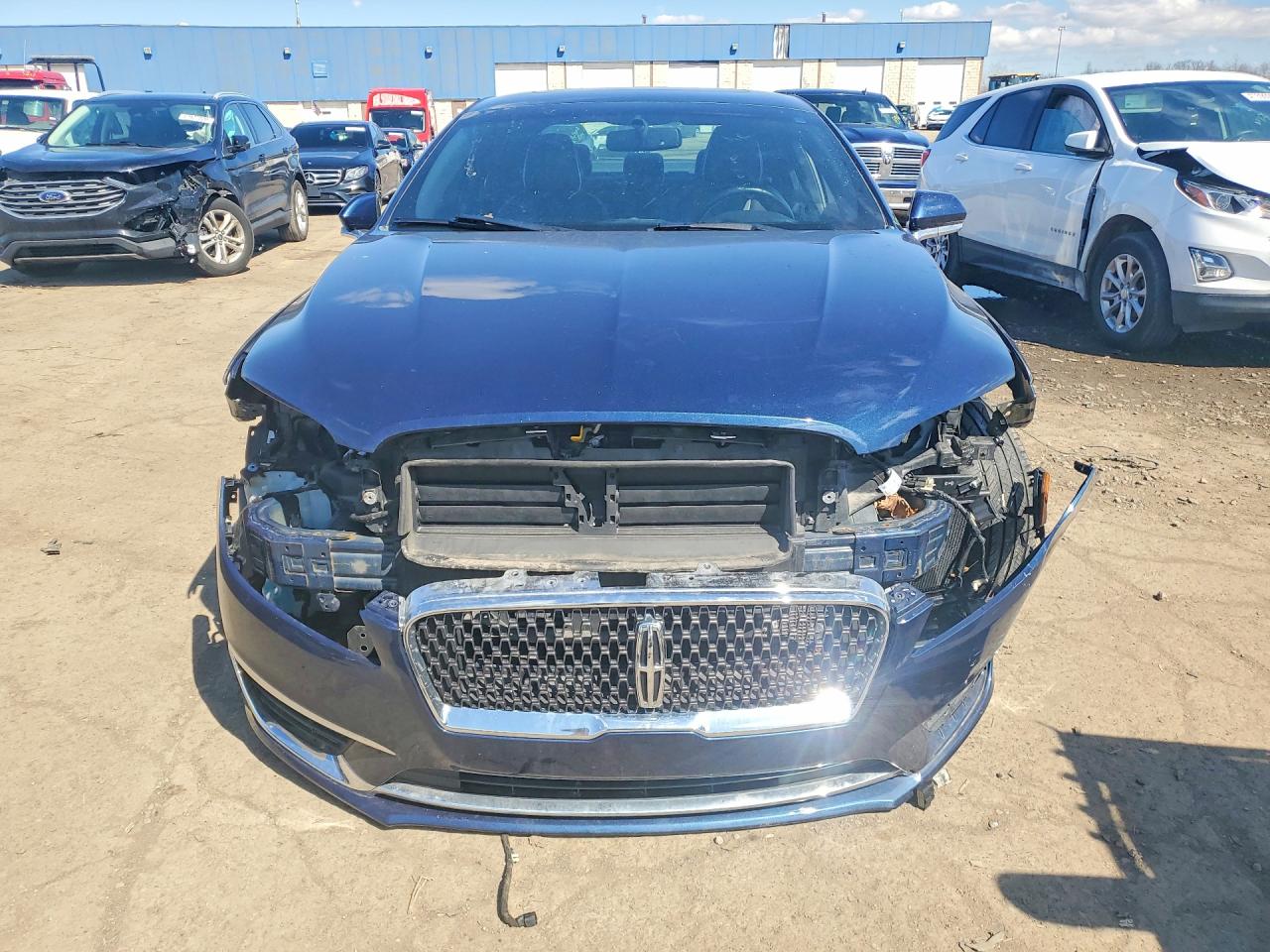 Lincoln MKZ Reserve
