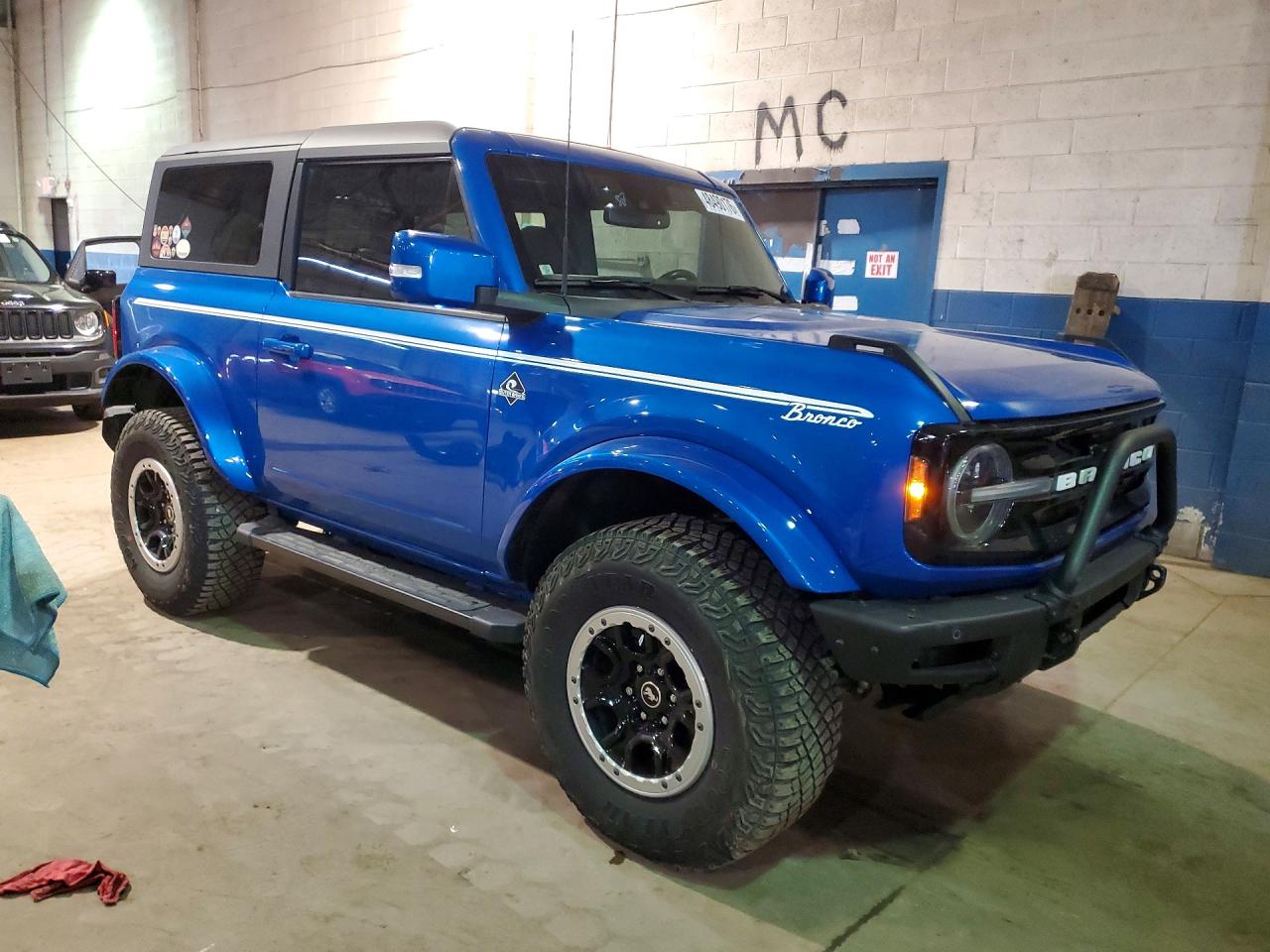 Ford Bronco Base