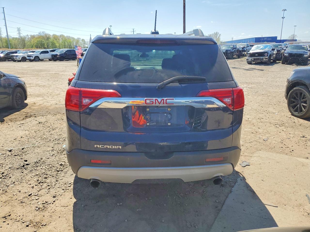 GMC Acadia Sle