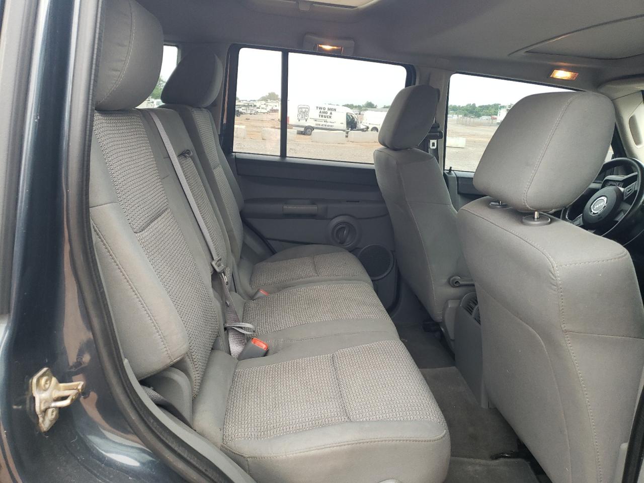 Jeep Commander