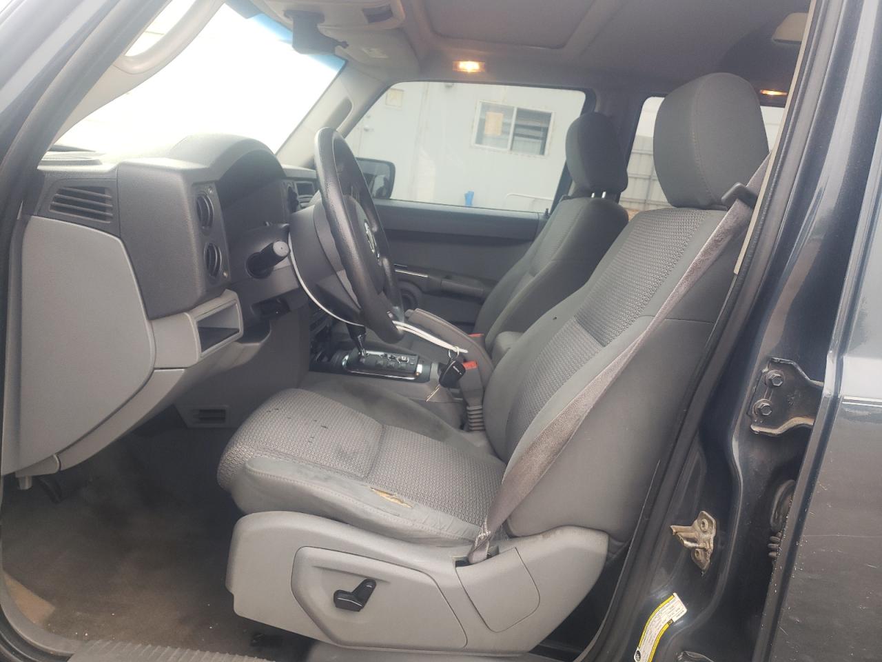 Jeep Commander