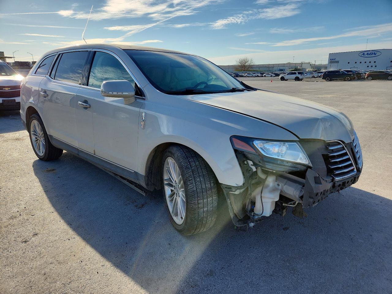 Lincoln MKT