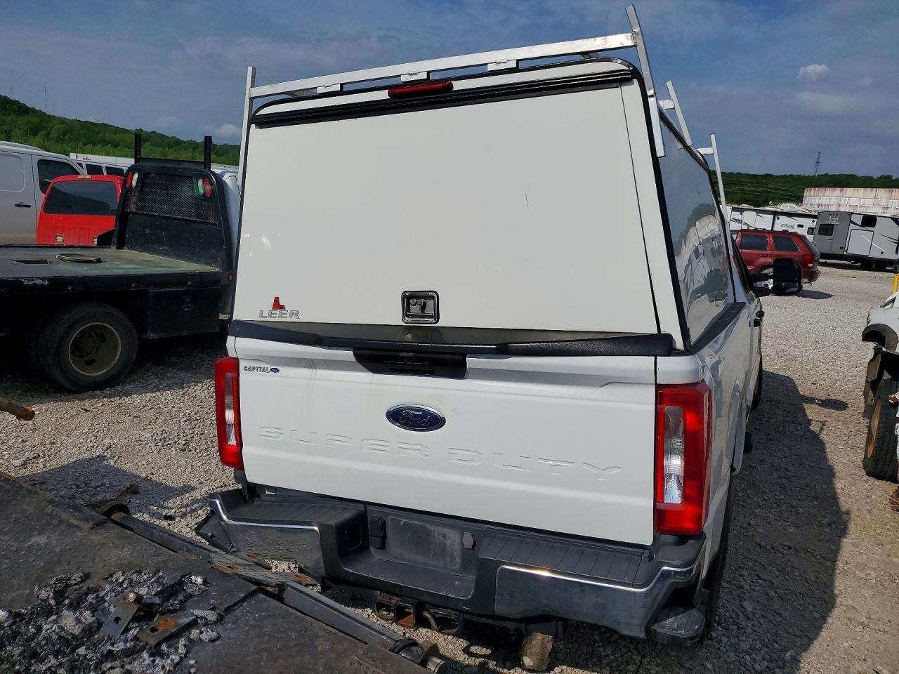 Ford F-350 Super Duty