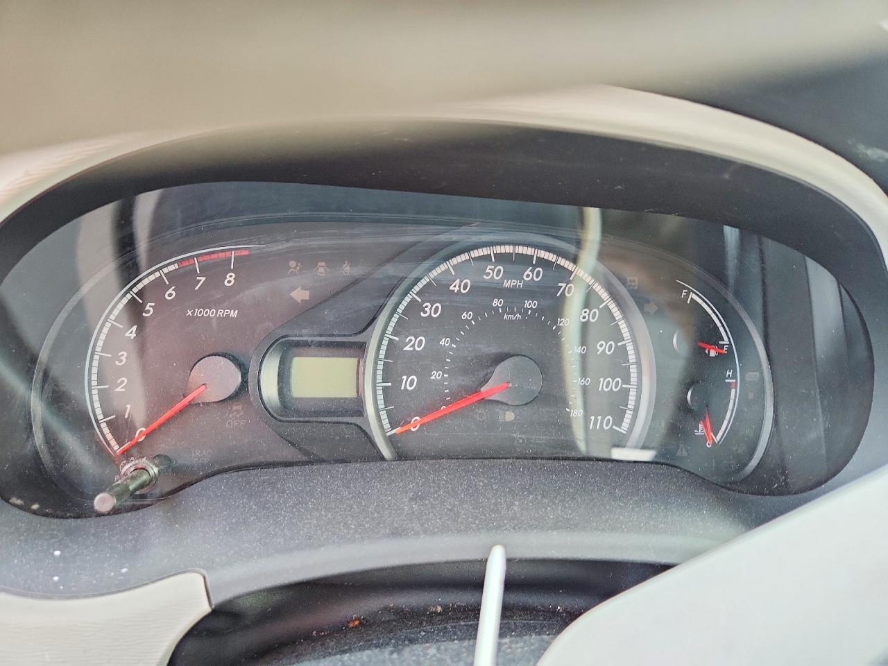 Toyota Sienna Le 8-passenger