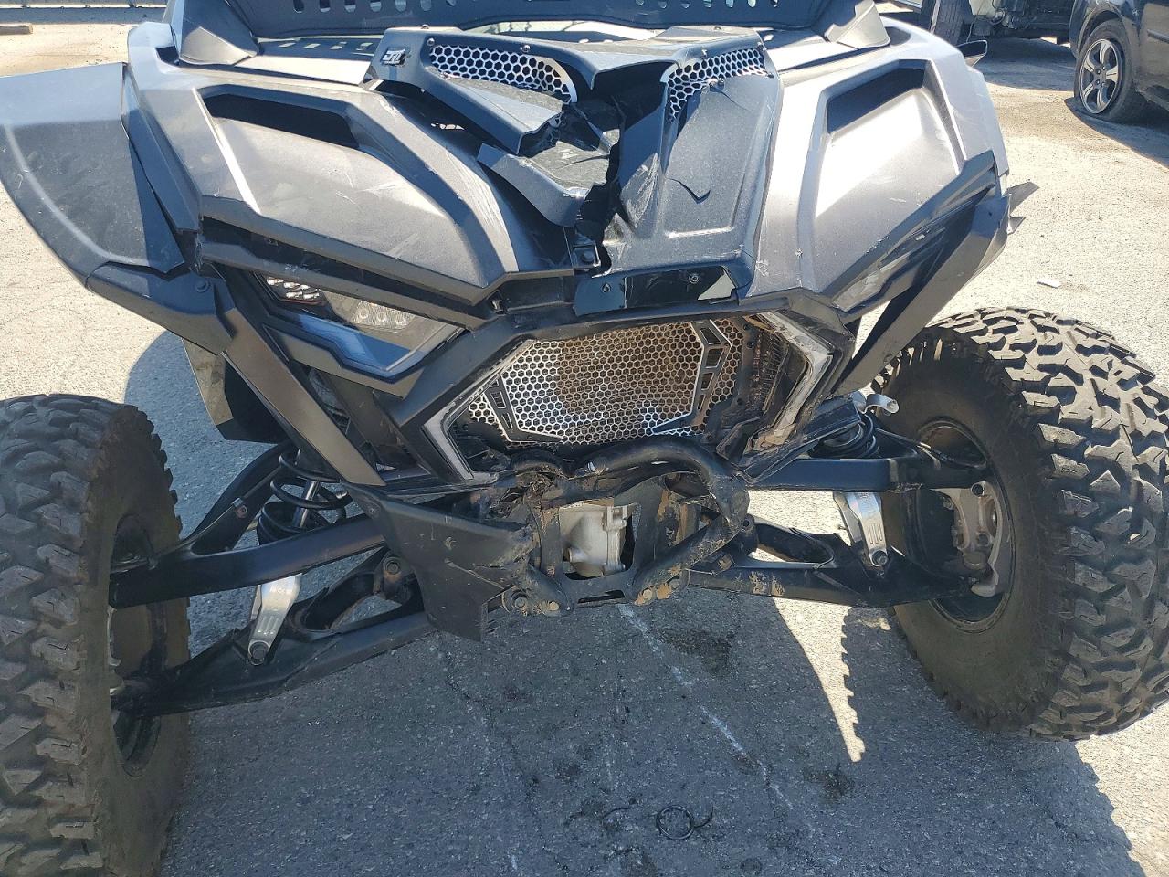 Polaris RZR