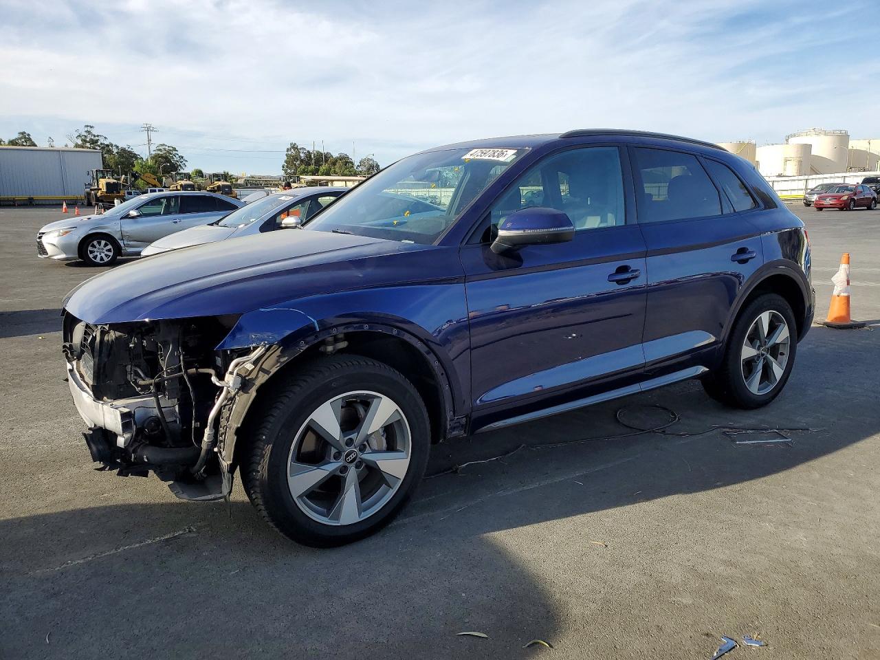 Salvage Audi Q5 Image