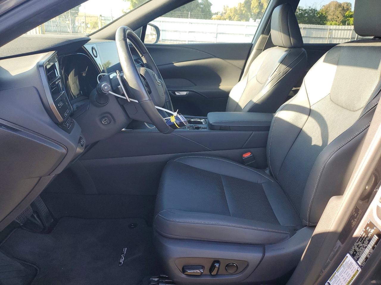 Lexus RX Premium+