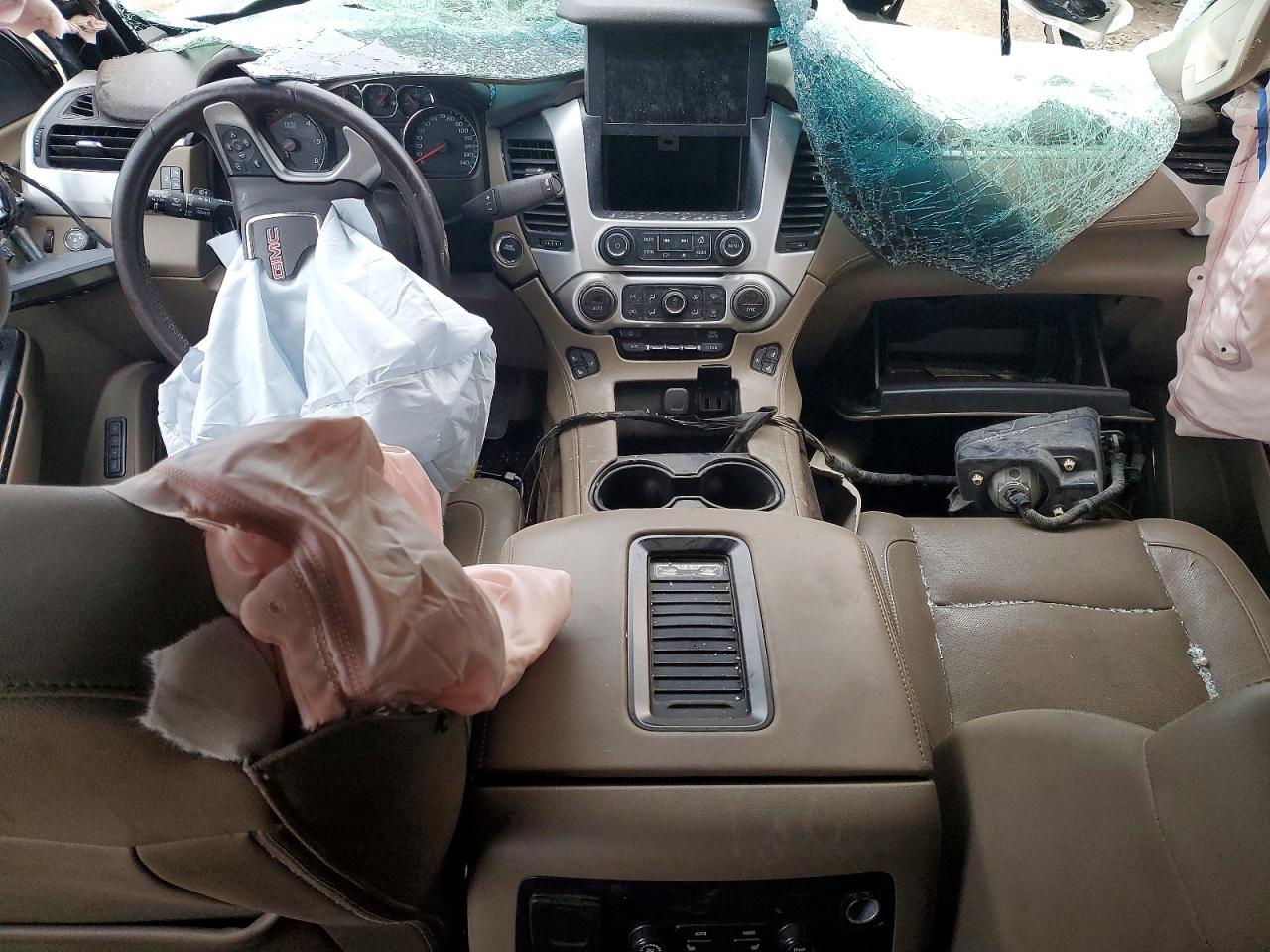 GMC Yukon Slt